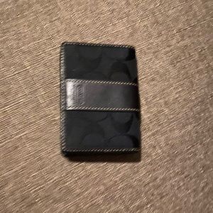Coach wallet ID